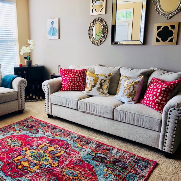 Meet your Posher, Brandy - Picture 3 of 8